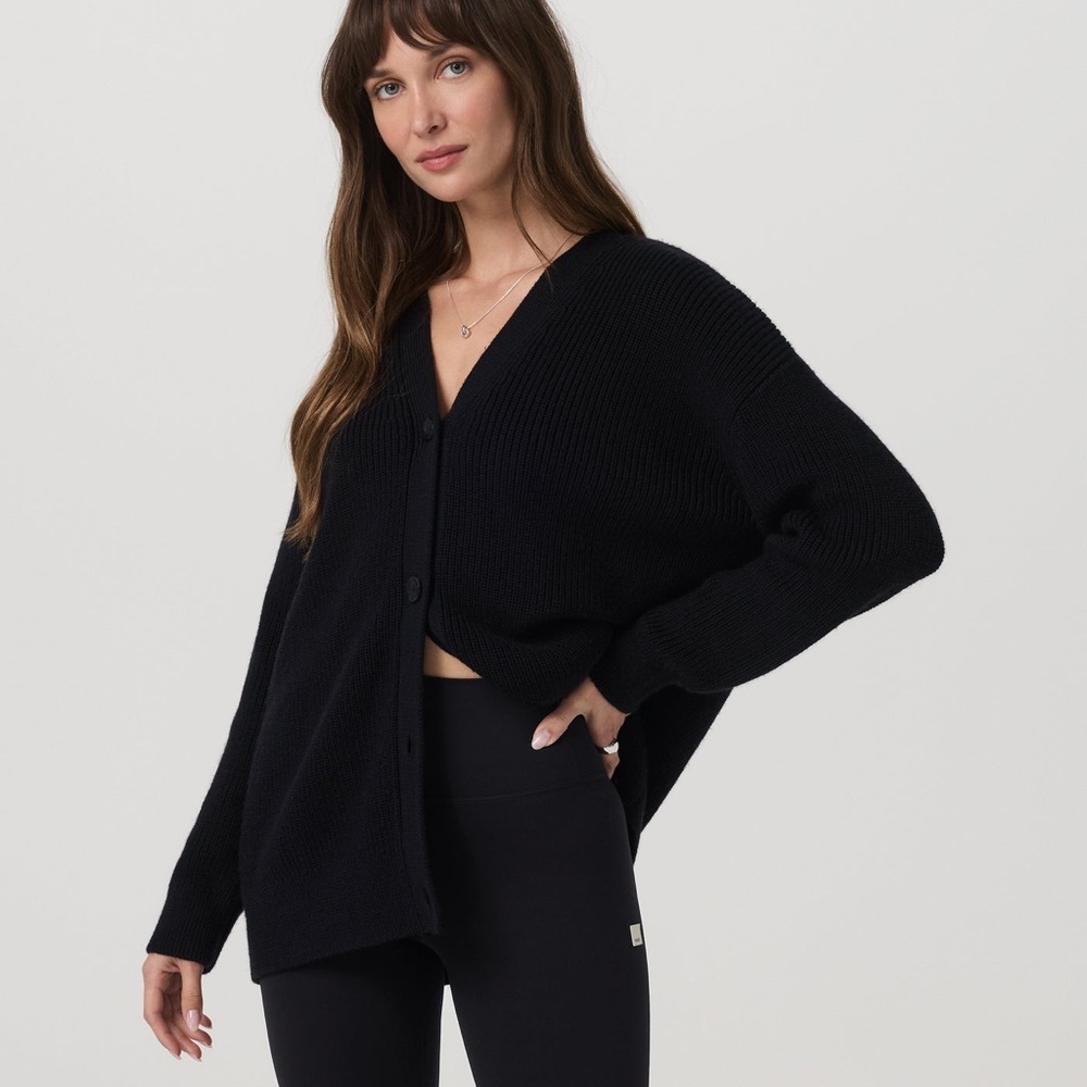 SOLD Vuori Alps Boyfriend Cardigan Black Sz. XS - Picture 2 of 5